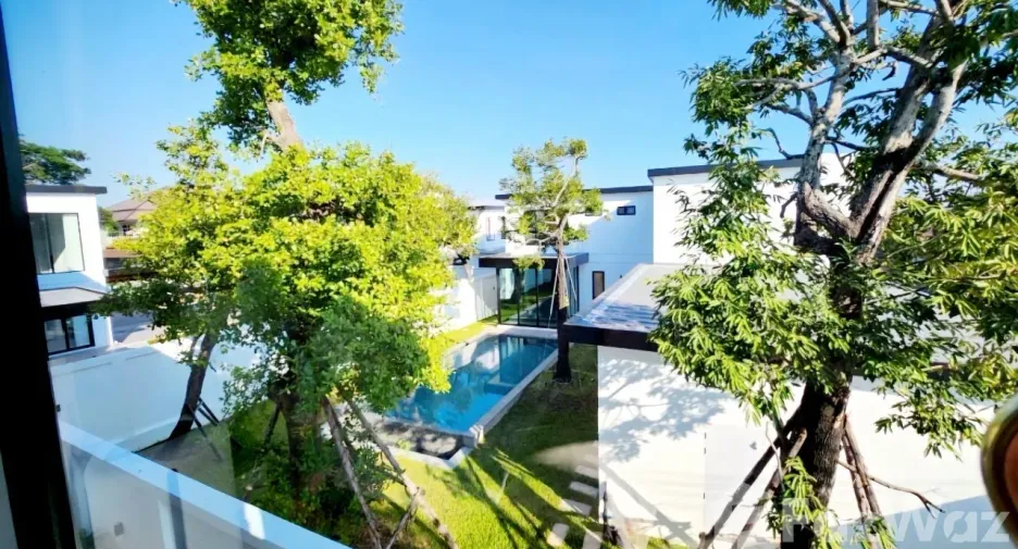 For rent 4 bedrooms house in Mueang Chiang Mai, Chiang Mai