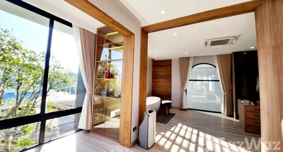 For rent 4 bedrooms house in Mueang Chiang Mai, Chiang Mai