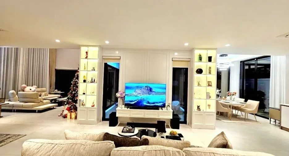 For rent 4 bedrooms house in Mueang Chiang Mai, Chiang Mai