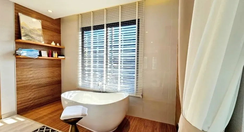 For rent 4 bedrooms house in Mueang Chiang Mai, Chiang Mai