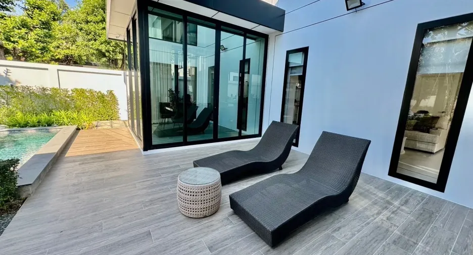 For rent 4 bedrooms house in Mueang Chiang Mai, Chiang Mai