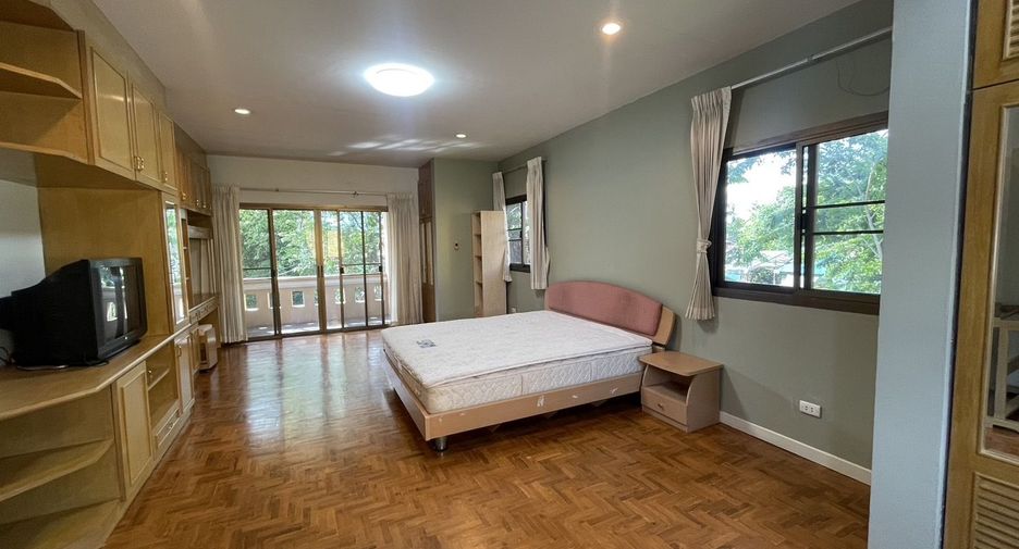 For sale 3 bedrooms house in Mueang Chiang Mai, Chiang Mai