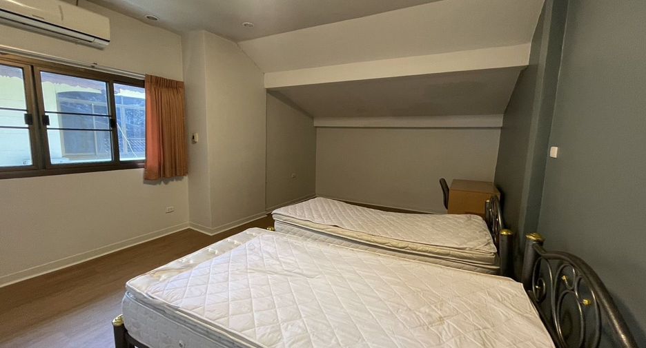 For sale 3 bedrooms house in Mueang Chiang Mai, Chiang Mai