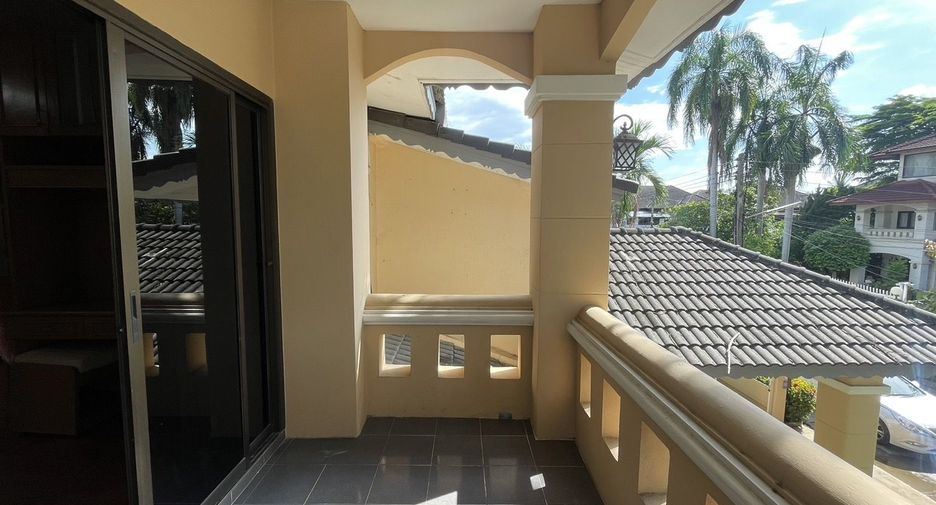 For sale 3 bedrooms house in Mueang Chiang Mai, Chiang Mai