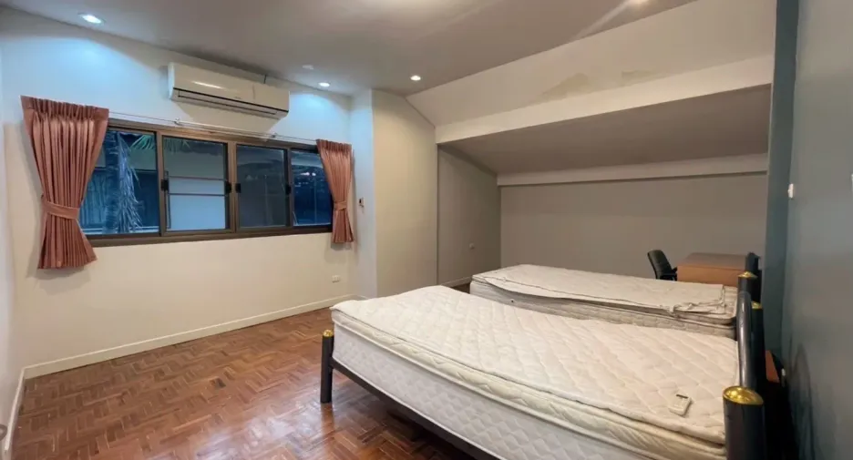 For sale 3 bedrooms house in Mueang Chiang Mai, Chiang Mai