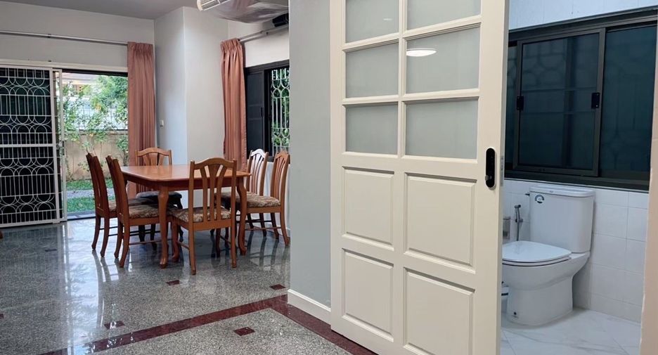 For sale 3 bedrooms house in Mueang Chiang Mai, Chiang Mai