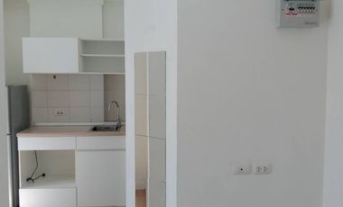 For rent studio condo in Suan Luang, Bangkok