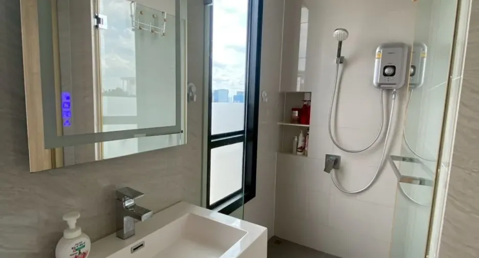 For sale 2 bedrooms condo in Chatuchak, Bangkok