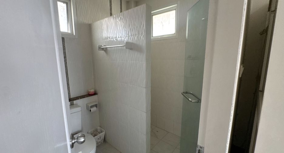 For rent 3 bedrooms house in Doi Saket, Chiang Mai