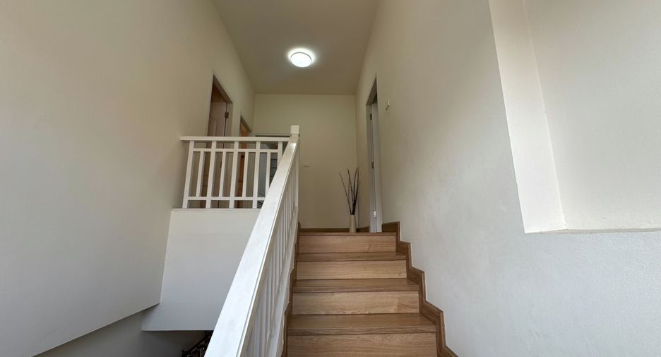 For rent 3 bedrooms house in Doi Saket, Chiang Mai