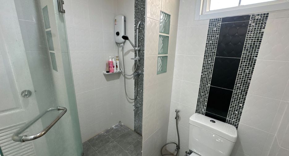 For rent 3 bedrooms house in Doi Saket, Chiang Mai