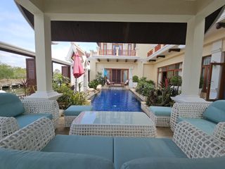 For sale 4 bedrooms house in Na Jomtien, Pattaya