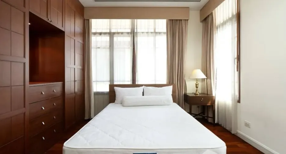 Villa zum Kauf und zur Miete mit 4 Zimmer in Watthana, Bangkok