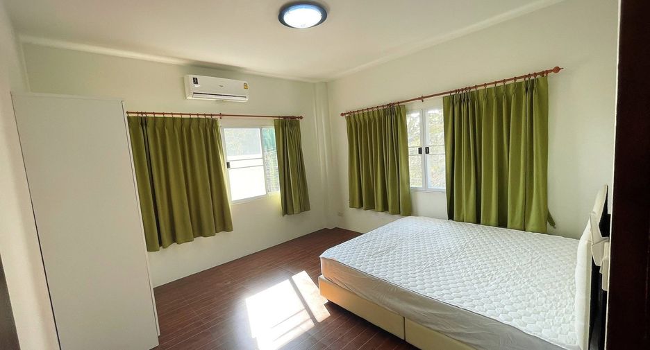 For rent 3 bedrooms house in Saraphi, Chiang Mai