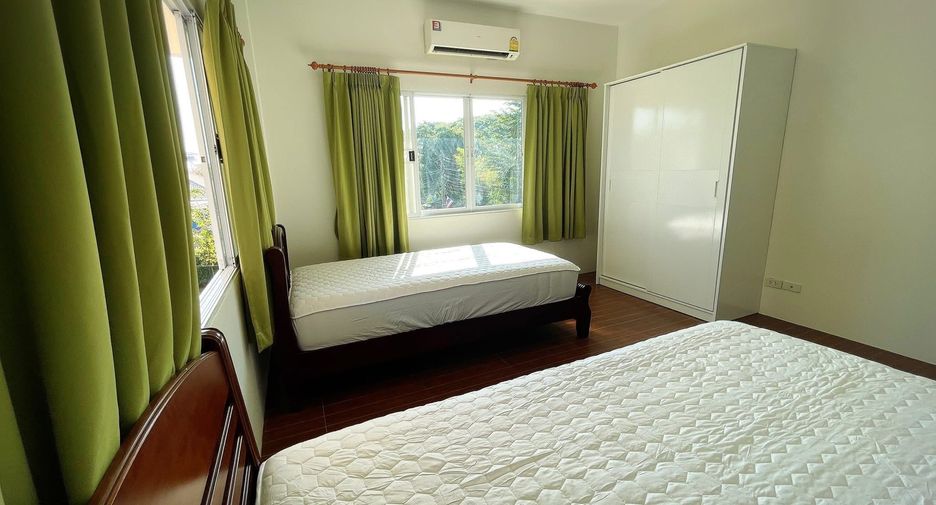 For rent 3 bedrooms house in Saraphi, Chiang Mai