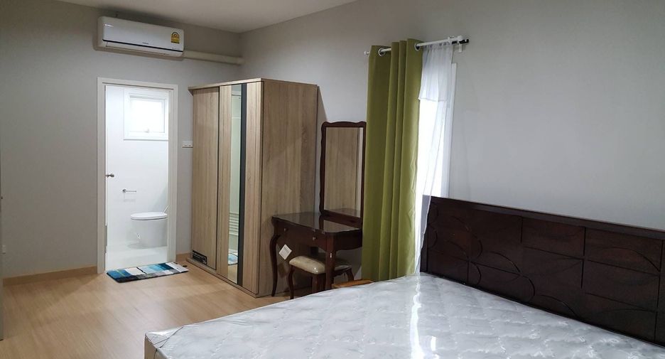 For rent 3 bedrooms house in Mueang Chiang Mai, Chiang Mai