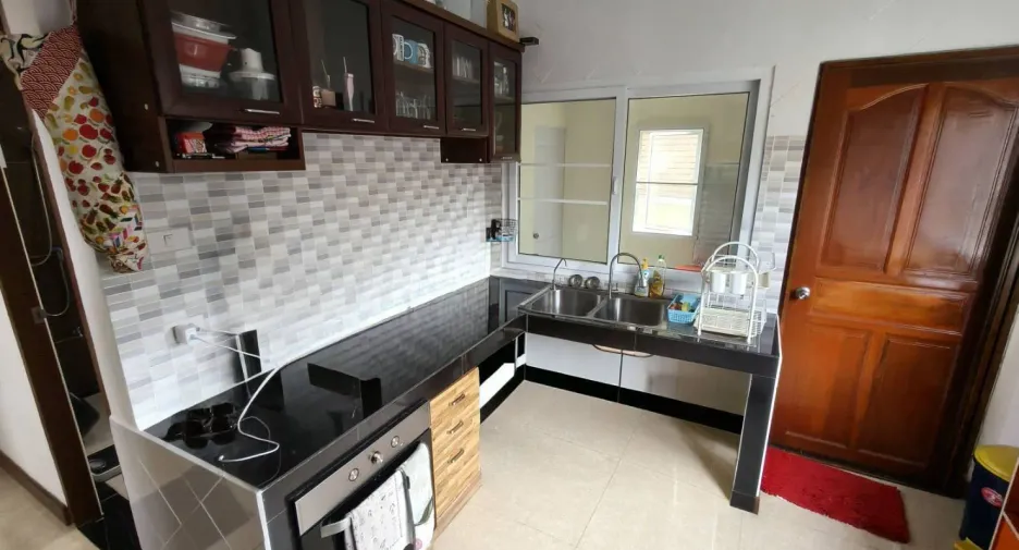 À vendre 3 chambres maison à Hang Dong, Chiang Mai