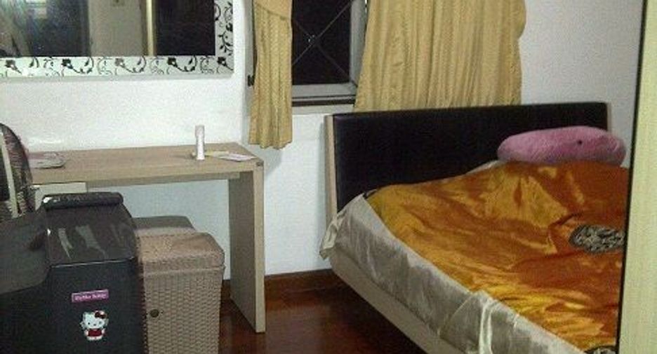 À vendre et à louer 3 chambres maison à Bang Kapi, Bangkok