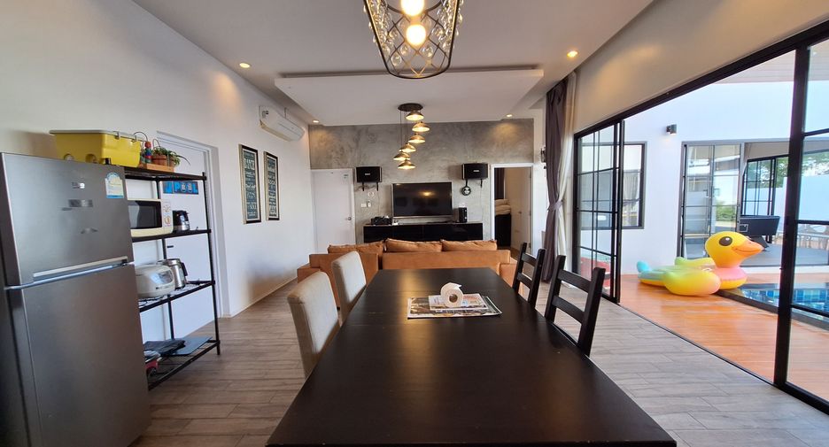 For rent and for sale 3 bedrooms villa in Hua Hin, Prachuap Khiri Khan