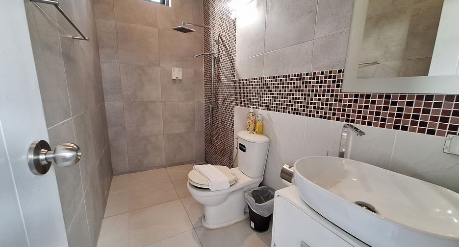 For rent and for sale 3 bedrooms villa in Hua Hin, Prachuap Khiri Khan