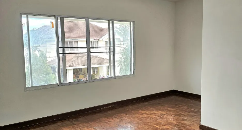 出售 4 卧室 独立屋 在 San Kamphaeng, Chiang Mai