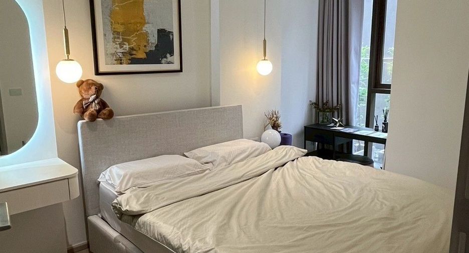 For sale 1 bed condo in Khlong Toei, Bangkok