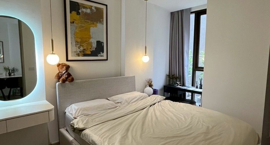 For sale 1 bed condo in Khlong Toei, Bangkok
