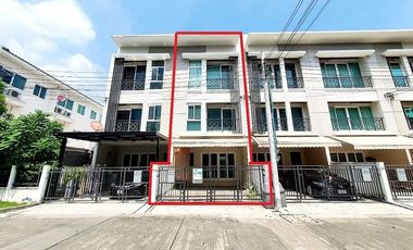 For sale 3 bedrooms townhouse in Suan Luang, Bangkok