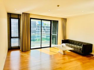 For sale 3 ベッドルーム condo in Khlong Toei, Bangkok