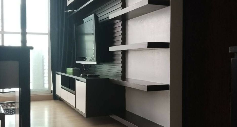 For sale and for rent 1 bed condo in Watthana, Bangkok