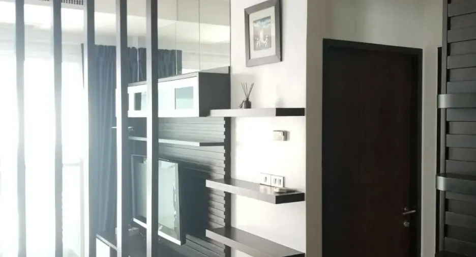 For sale and for rent 1 bed condo in Watthana, Bangkok