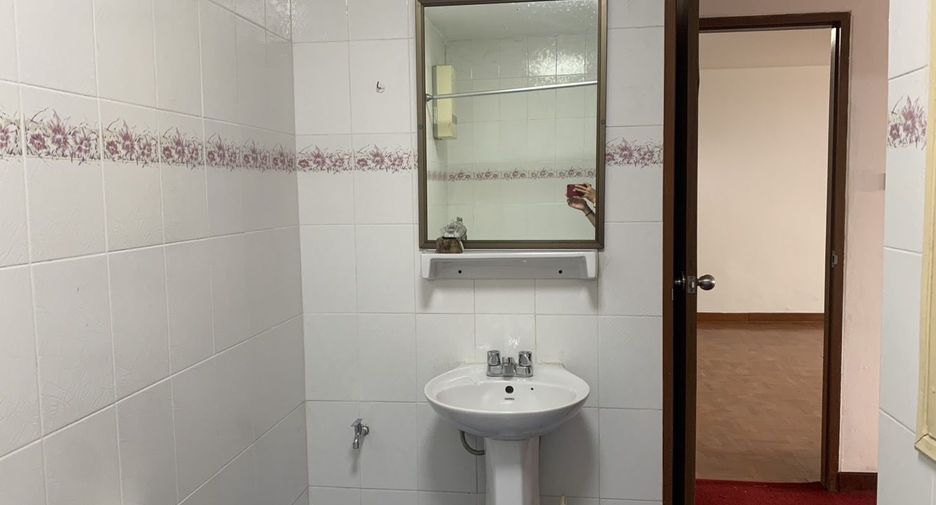 For sale 2 bedrooms condo in Mueang Chiang Mai, Chiang Mai
