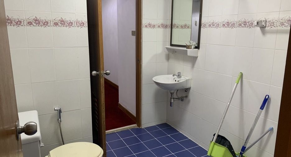 For sale 2 bedrooms condo in Mueang Chiang Mai, Chiang Mai