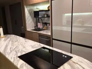 For sale 3 ベッドルーム condo in Yan Nawa, Bangkok