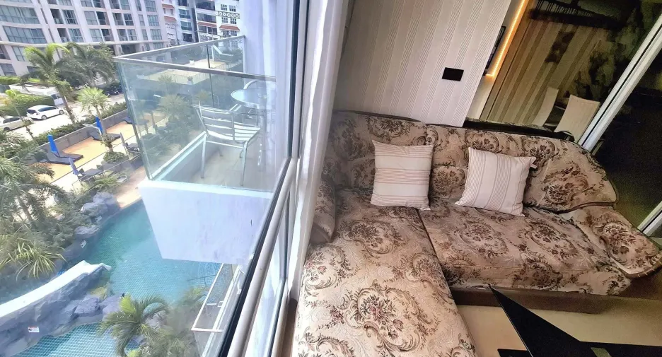 Condo en alquiler de 1 habitaciones en Bang Lamung, Chonburi