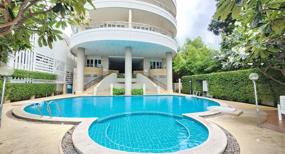 For rent 2 bedrooms condo in Cha Am, Phetchaburi
