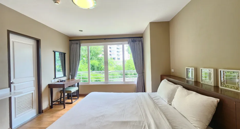 For rent 2 bedrooms condo in Cha Am, Phetchaburi