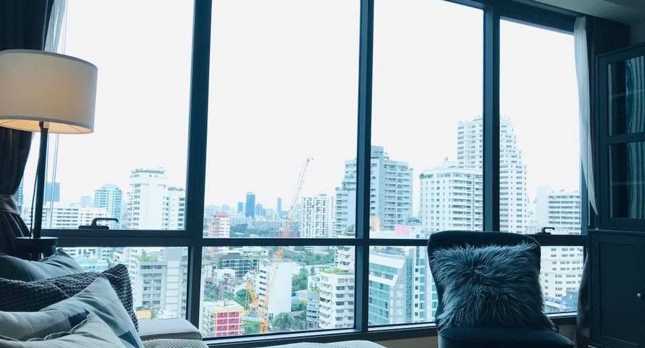 À vendre 2 chambres condo à Khlong Toei, Bangkok