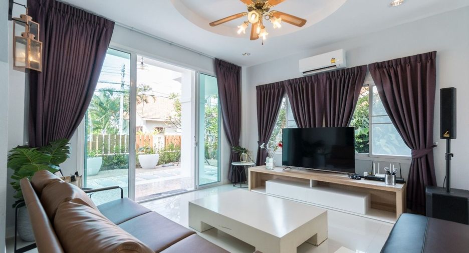 For rent 4 bedrooms villa in Hua Hin, Prachuap Khiri Khan