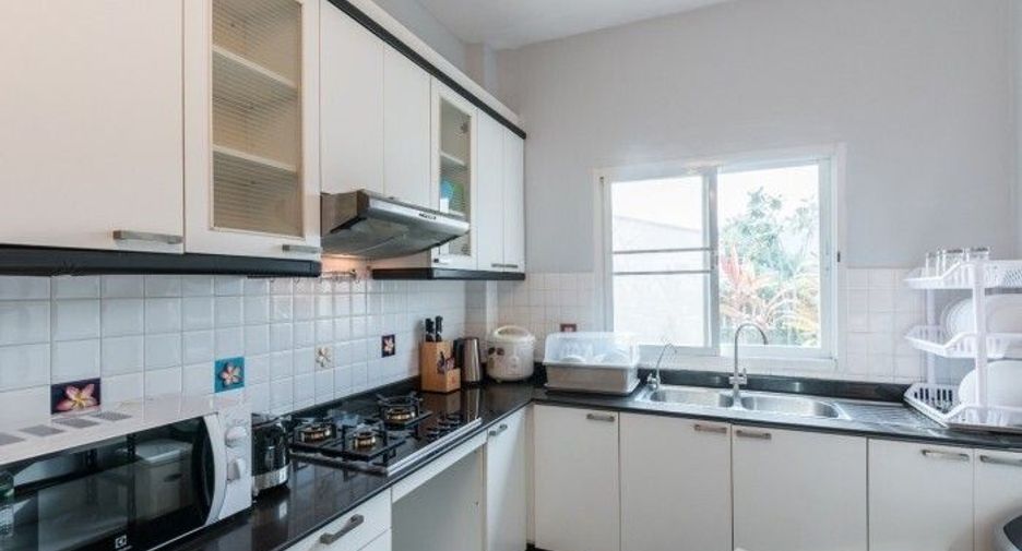 For rent 4 bedrooms villa in Hua Hin, Prachuap Khiri Khan