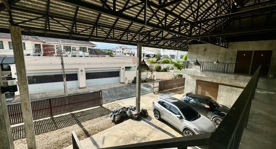 For sale 3 bedrooms retail Space in Mueang Chiang Mai, Chiang Mai