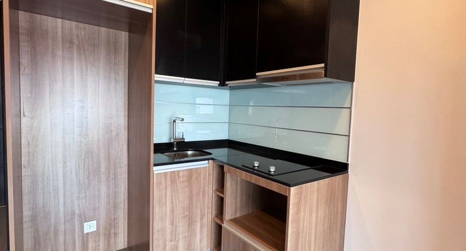 For sale 1 bed condo in Pathum Wan, Bangkok