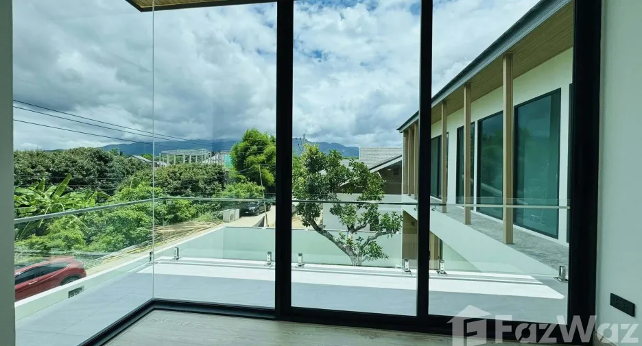 For sale 4 bedrooms villa in Mueang Chiang Mai, Chiang Mai
