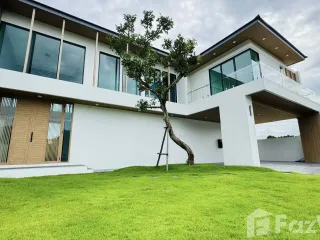 出售 4 卧室 别墅 在 Mueang Chiang Mai, Chiang Mai