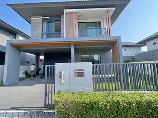 For Rent 4 Bedroom House In Bang Lamung, Chonburi