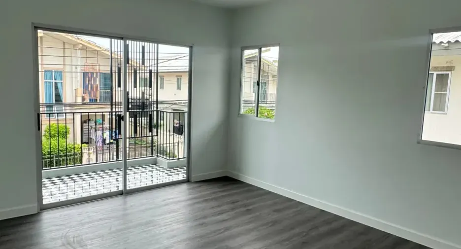 À vendre 3 chambres maison à Bang Phli, Samut Prakan