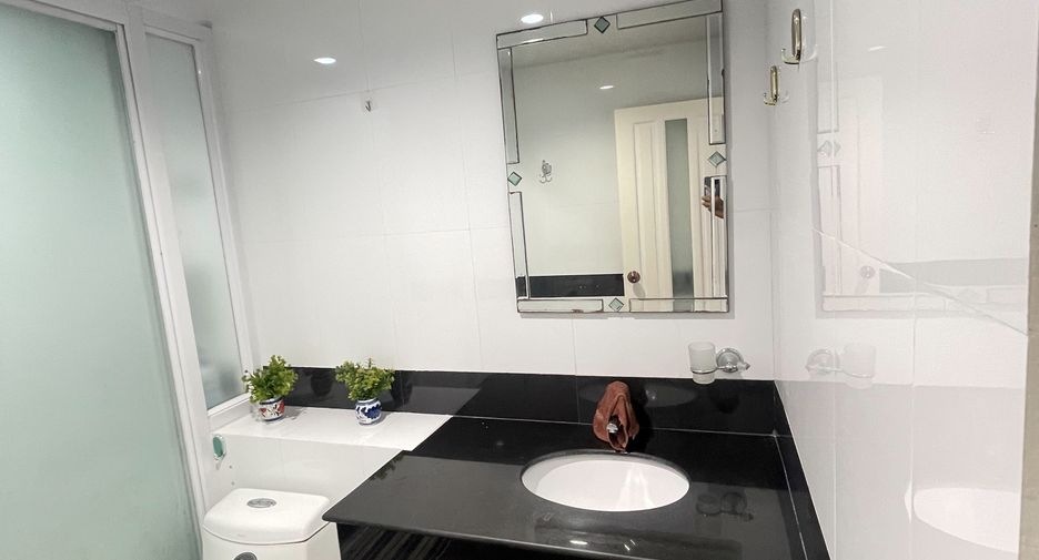 For sale and for rent 3 bedrooms condo in Cha Am, Phetchaburi