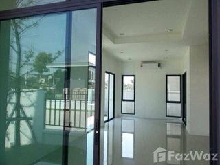 À vendre 3 chambres maison à Saphan Sung, Bangkok