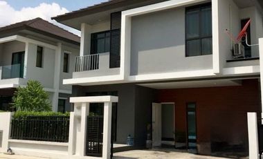 For sale 3 bedrooms house in Saphan Sung, Bangkok