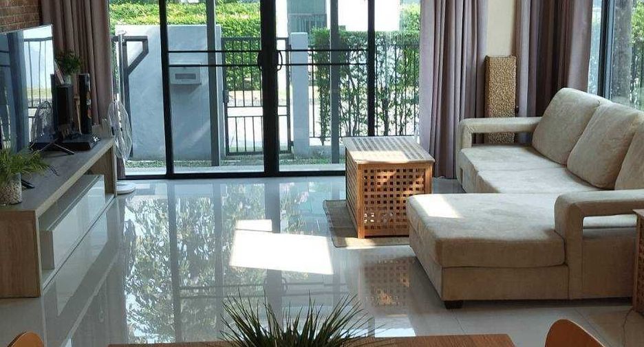 For sale and for rent 3 bedrooms house in Bang Kapi, Bangkok